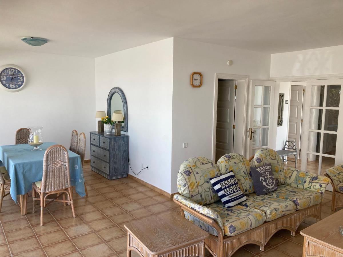 Beach House With The Heated Pool Next To Rocky Point Corralejo Esterno foto