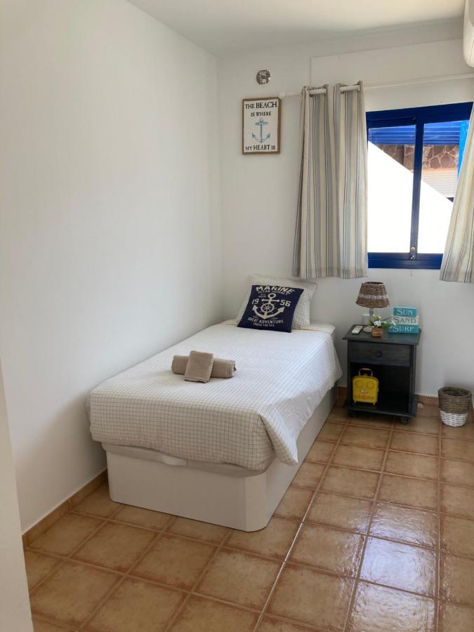 Beach House With The Heated Pool Next To Rocky Point Corralejo Esterno foto