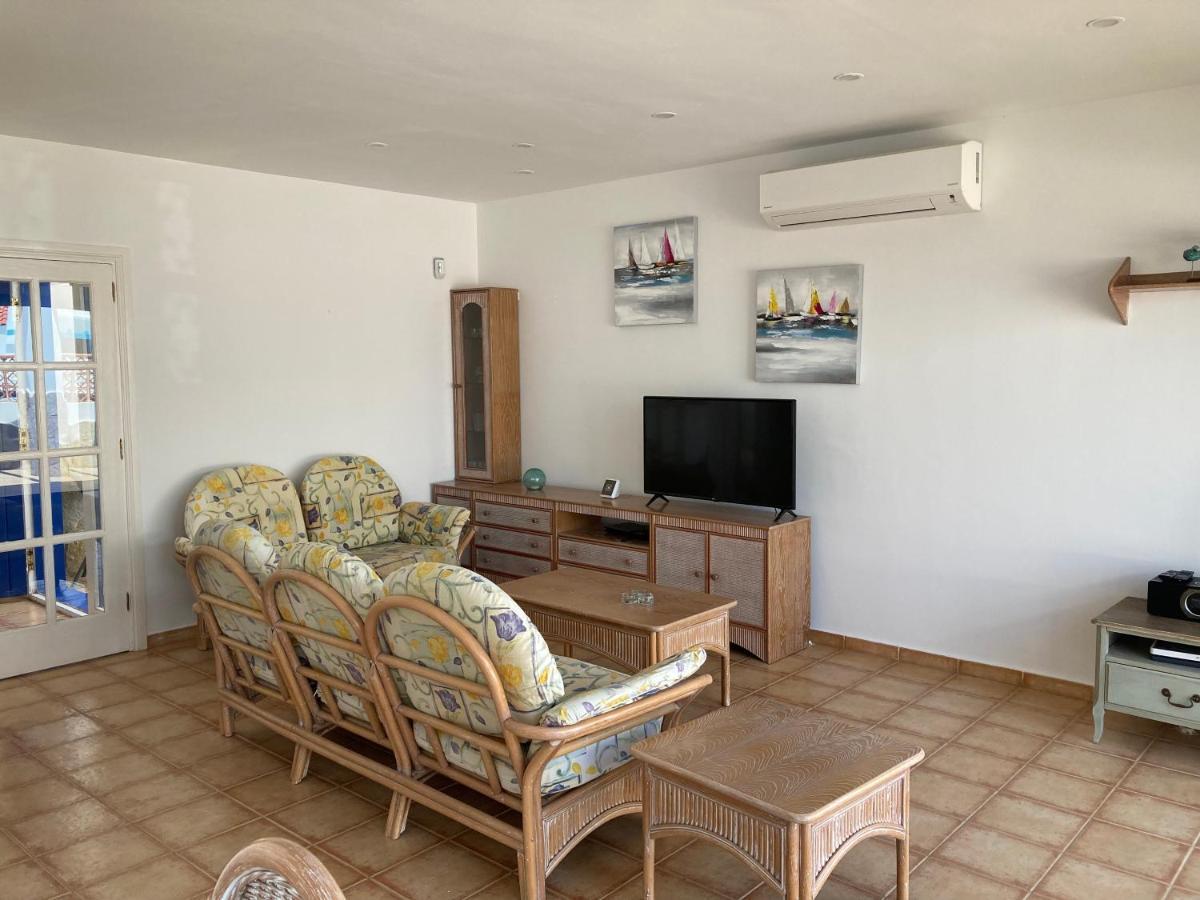 Beach House With The Heated Pool Next To Rocky Point Corralejo Esterno foto