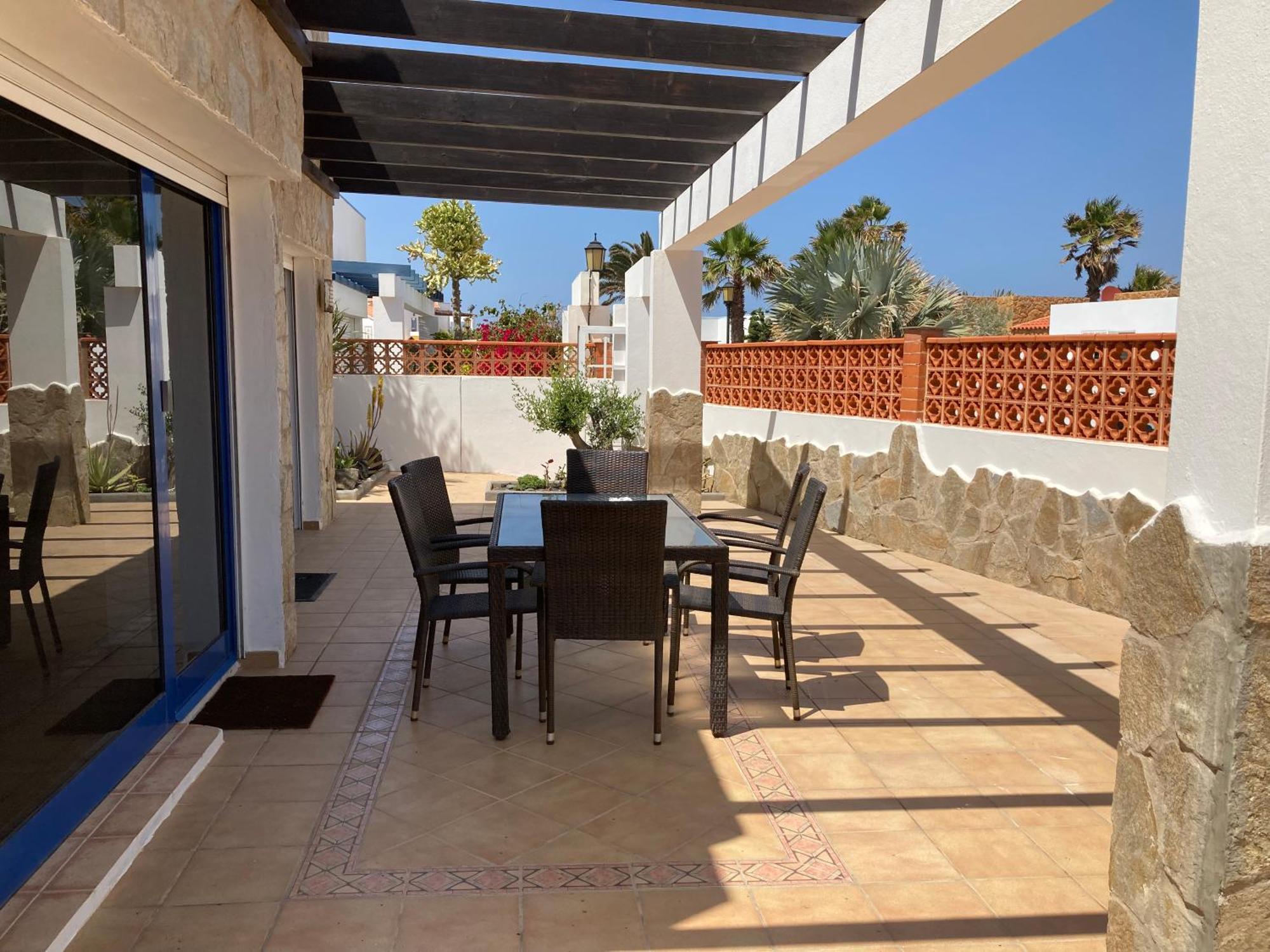Beach House With The Heated Pool Next To Rocky Point Corralejo Esterno foto